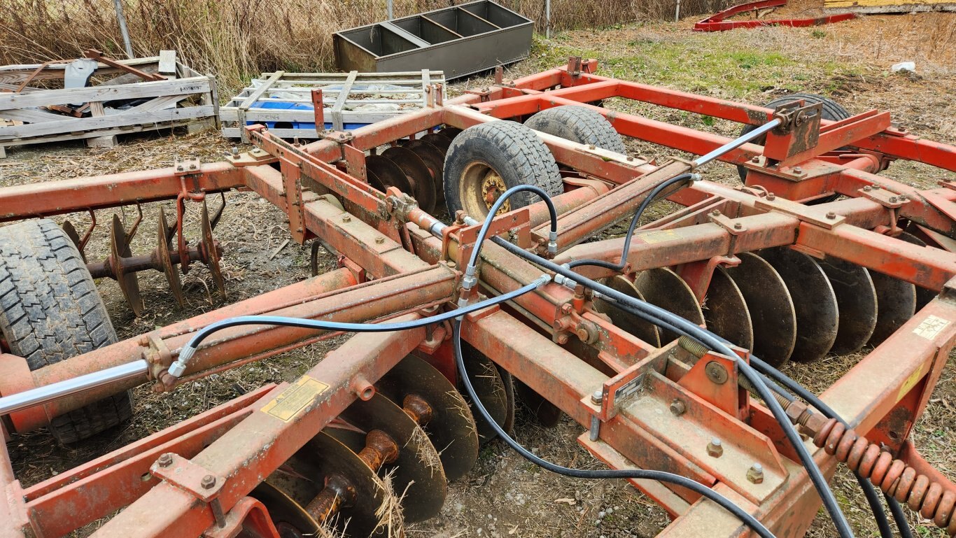 Massey Ferguson 820 disc