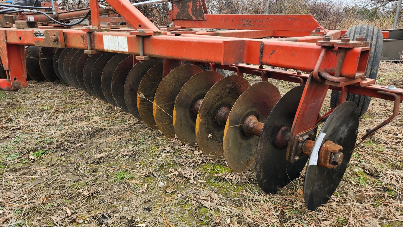 Massey Ferguson 820 disc