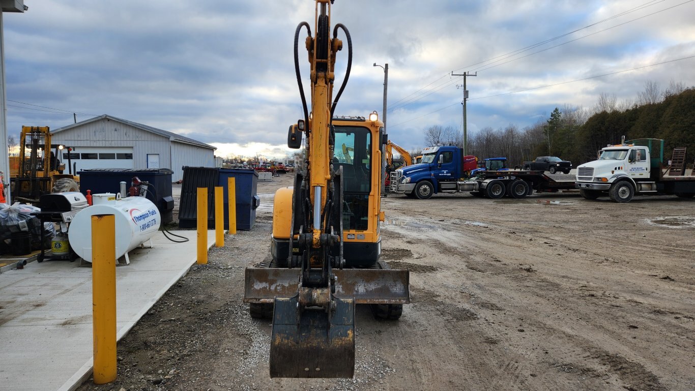 2013 Hyundai R35Z 9 compact excavator