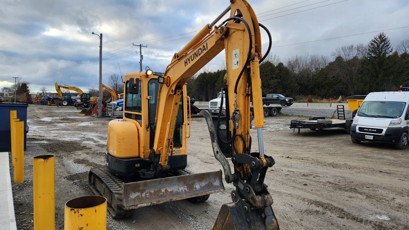 2013 Hyundai R35Z 9 compact excavator