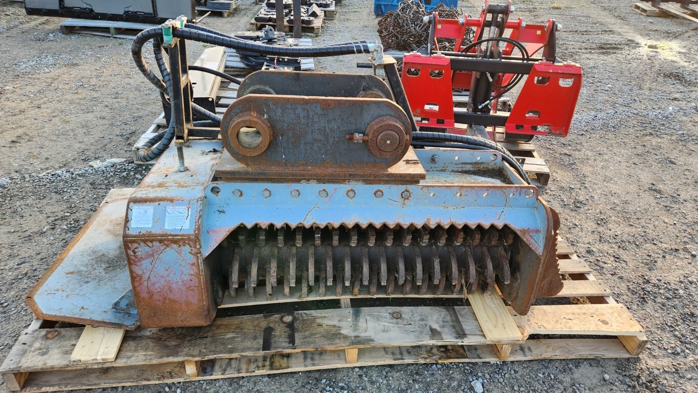 Baumalight MX748 excavator brushing head