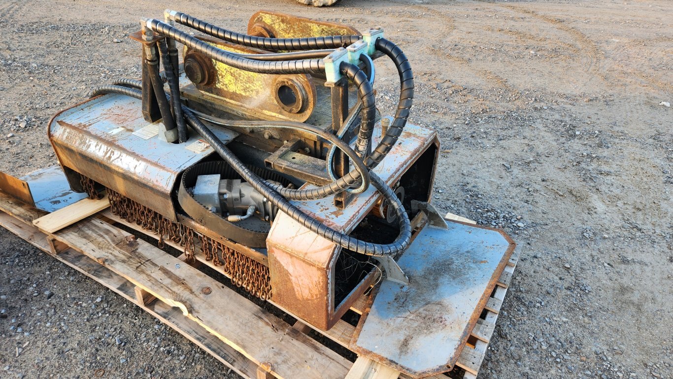 Baumalight MX748 excavator brushing head