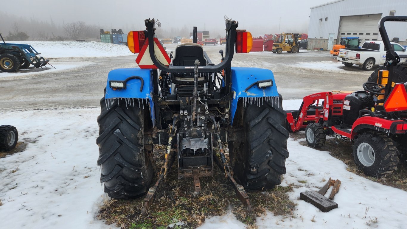 2005 New Holland TL90A