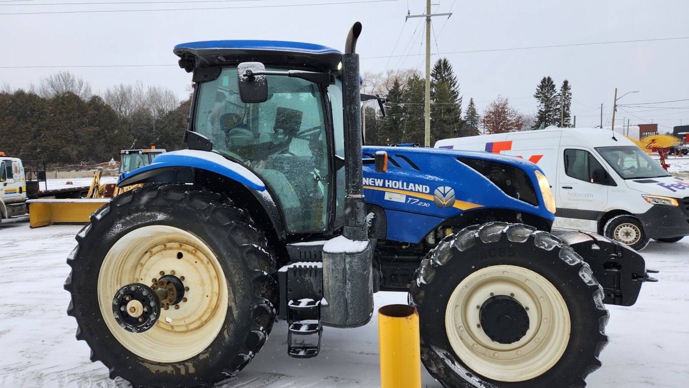 2018 New Holland T7.230