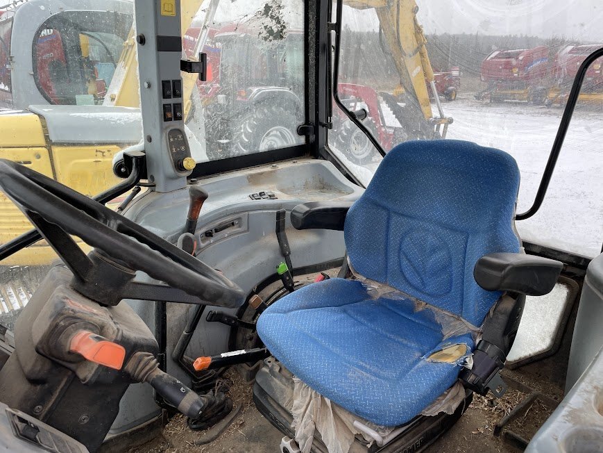 2011 New Holland T5050