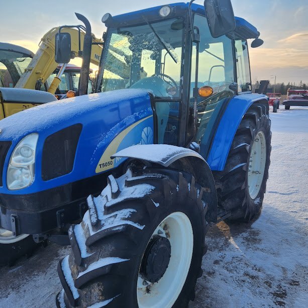 2011 New Holland T5050