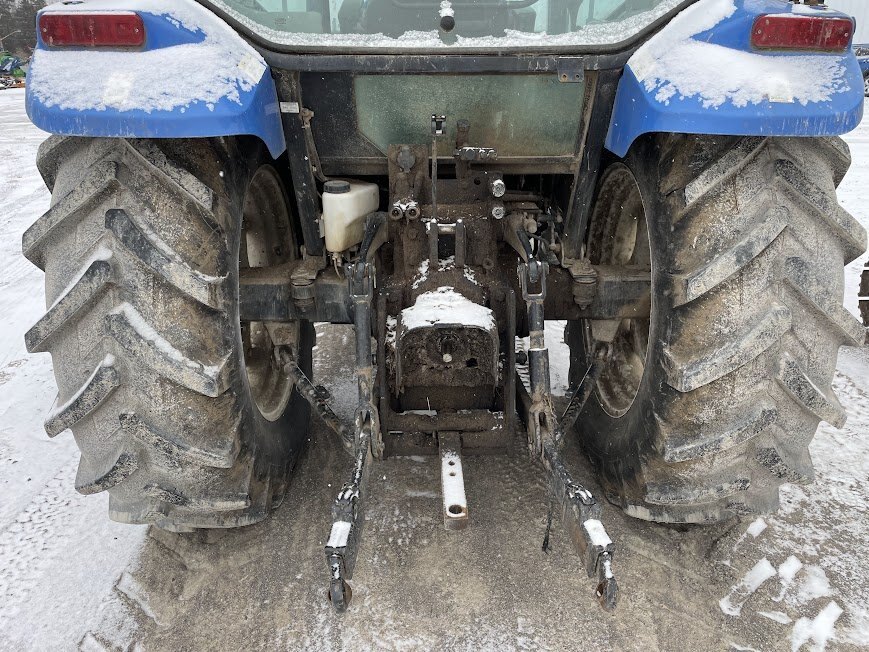 2011 New Holland T5050