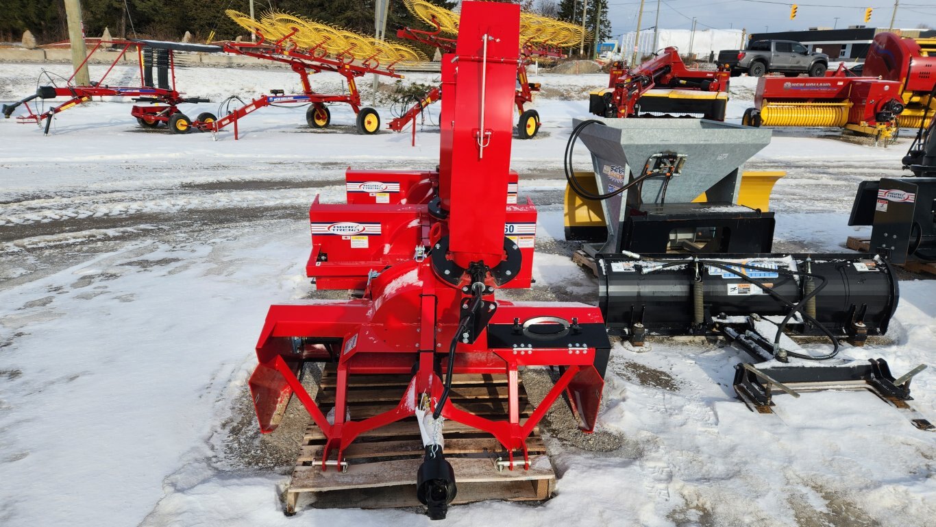 NEW AgroTrend 7160 pull behind snowblower