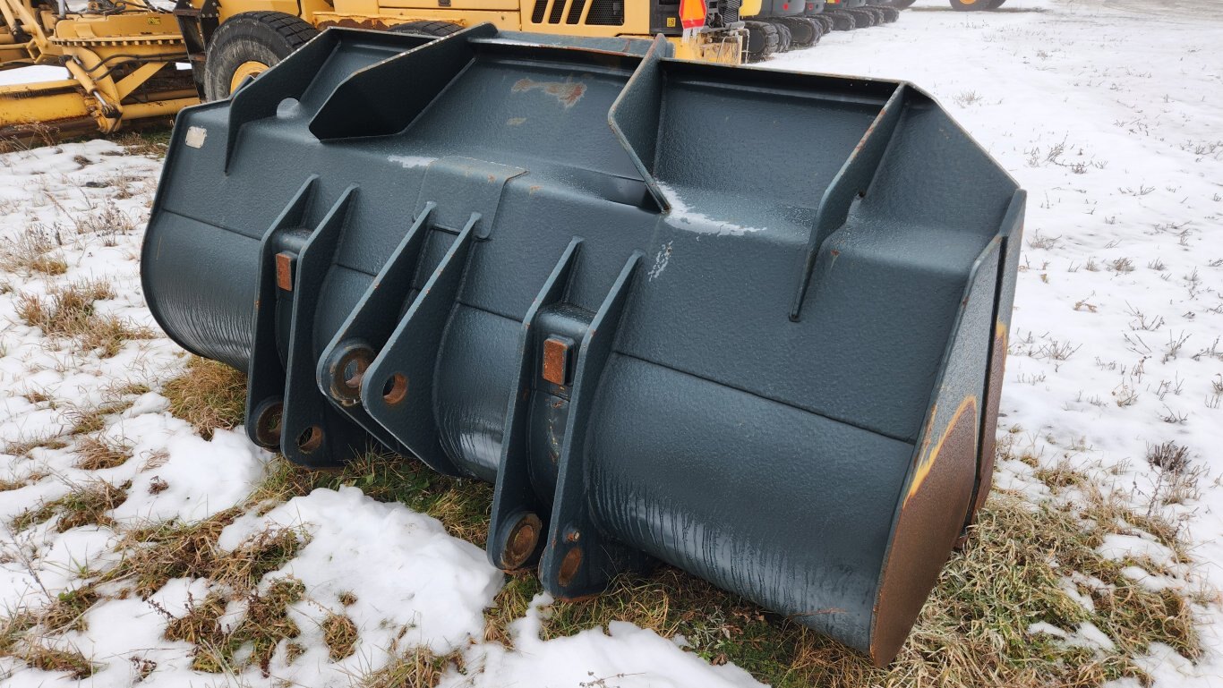 Hyundai 3.7 yard wheel loader bucket