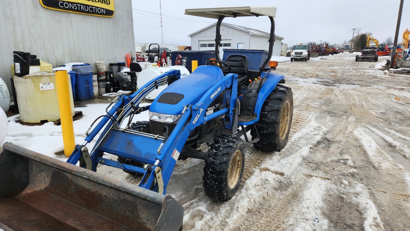 2001 New Holland TC40D compact tractor