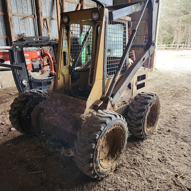 1993 New Holland L553 skidsteer