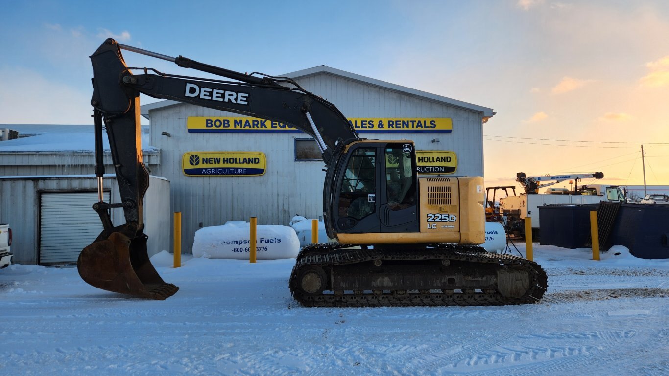 2012 Deere 225D LC excavator