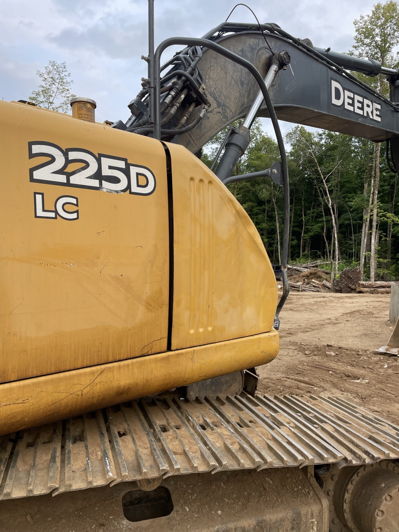 2012 Deere 225D LC excavator