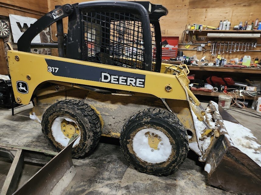 2006 John Deere 317 skidsteer