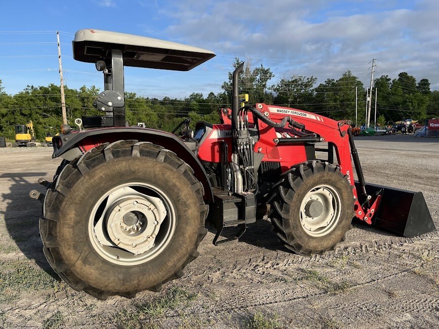 2017 Massey Ferguson 4710