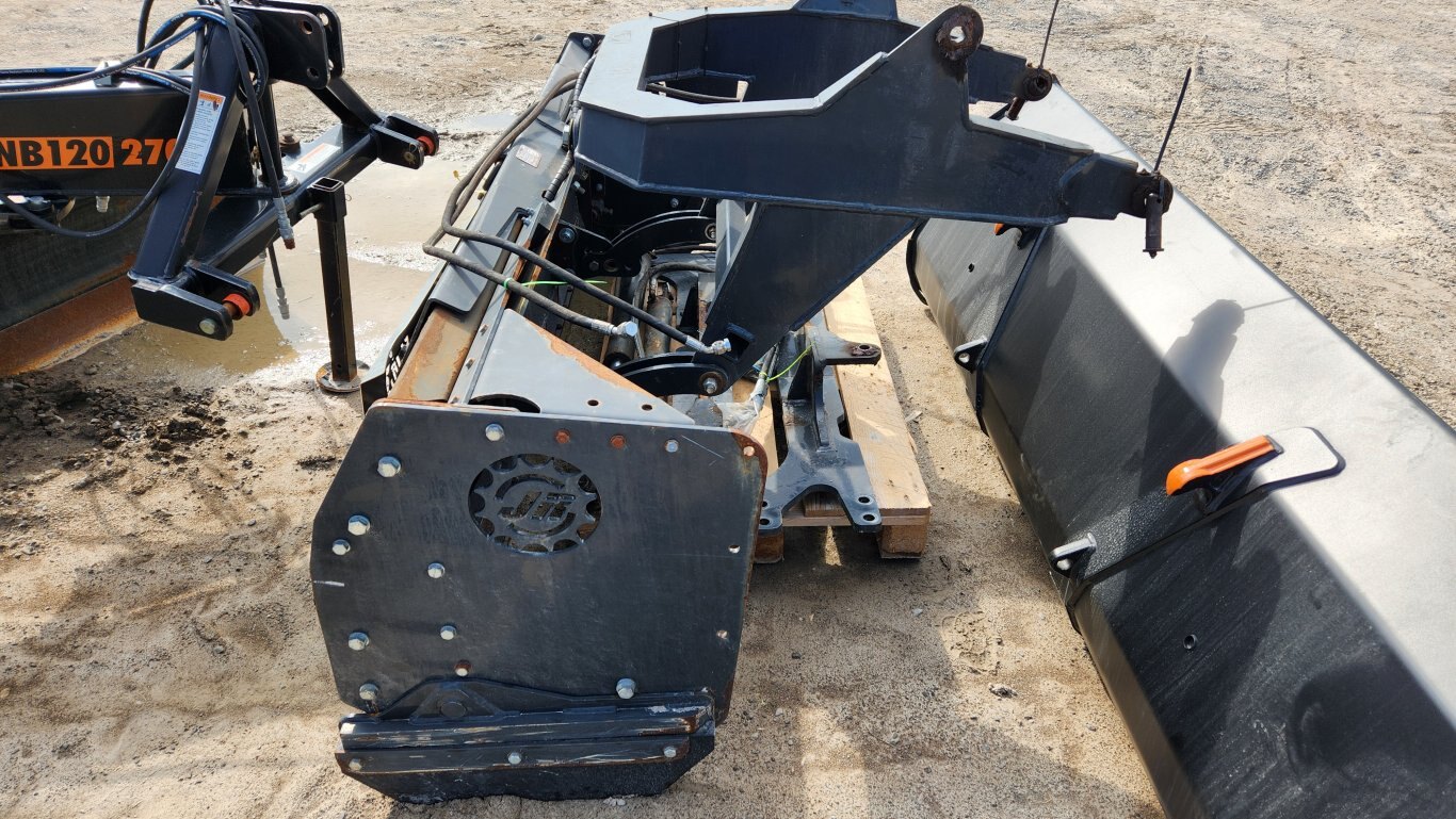 2018 Roberge JRTX 712 front mount extendable snow blade