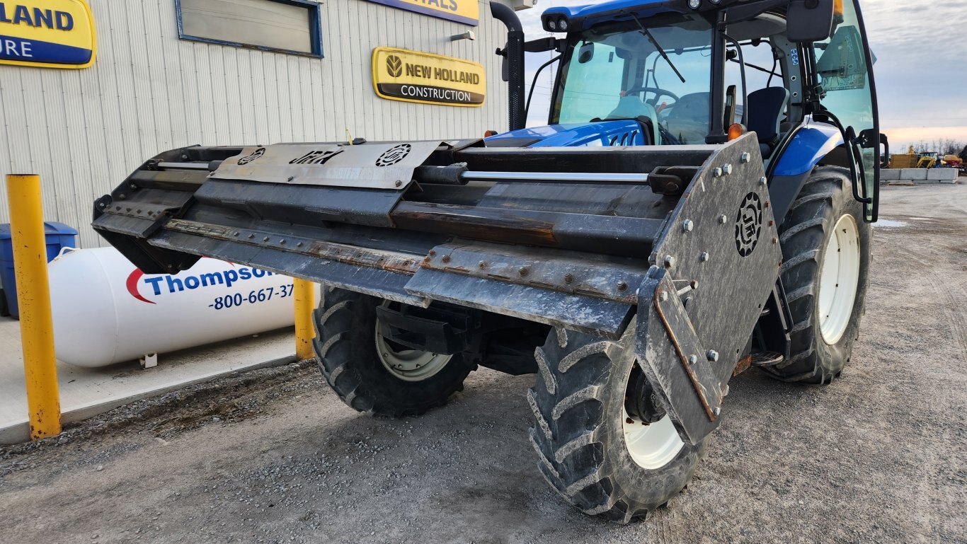 2018 Roberge JRTX 712 front mount extendable snow blade