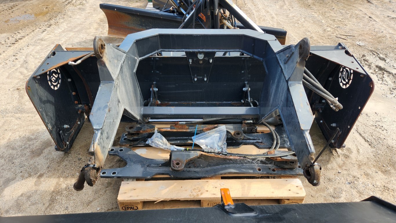 2018 Roberge JRTX 712 front mount extendable snow blade