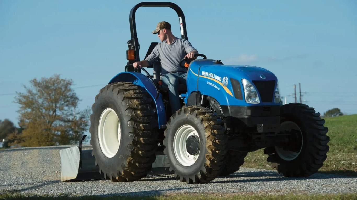New Holland WORKMASTER™ 70 2WD