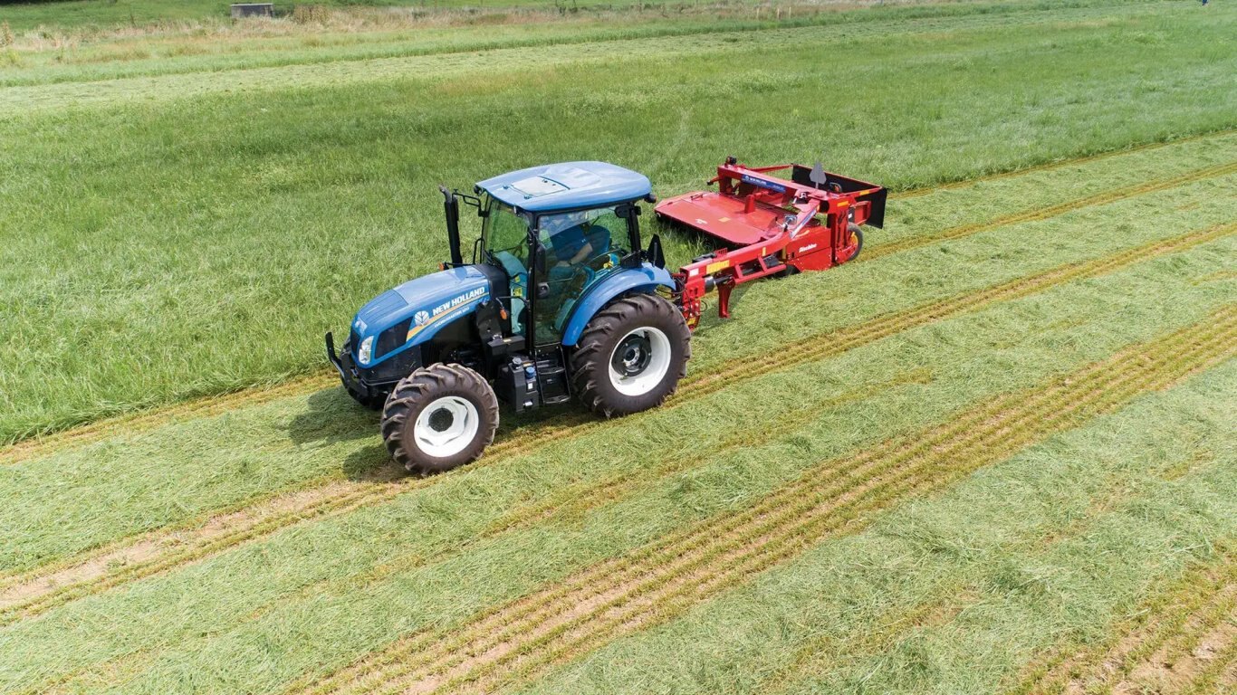 New Holland Discbine® Side Pull Disc Mower Conditioners Discbine® 210
