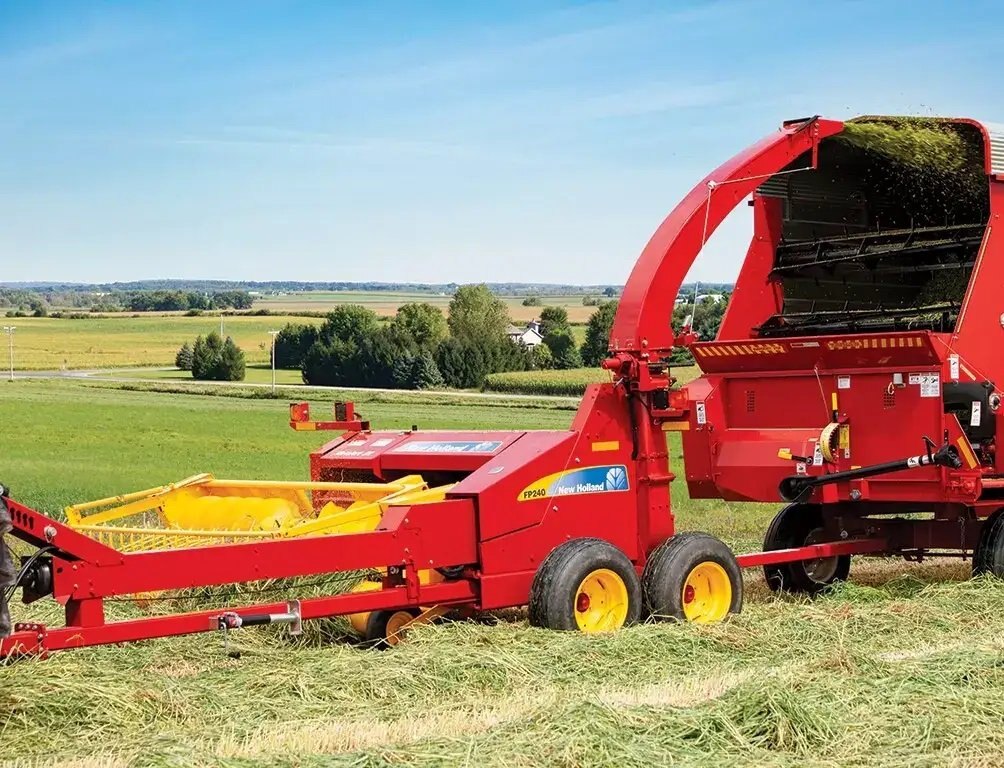 New Holland FP240 Pull Type Forage Harvester FP240