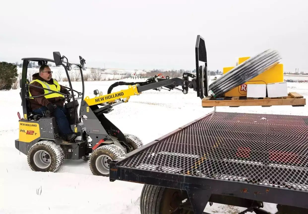 New Holland Small Articulated Loaders ML12 Telescopic
