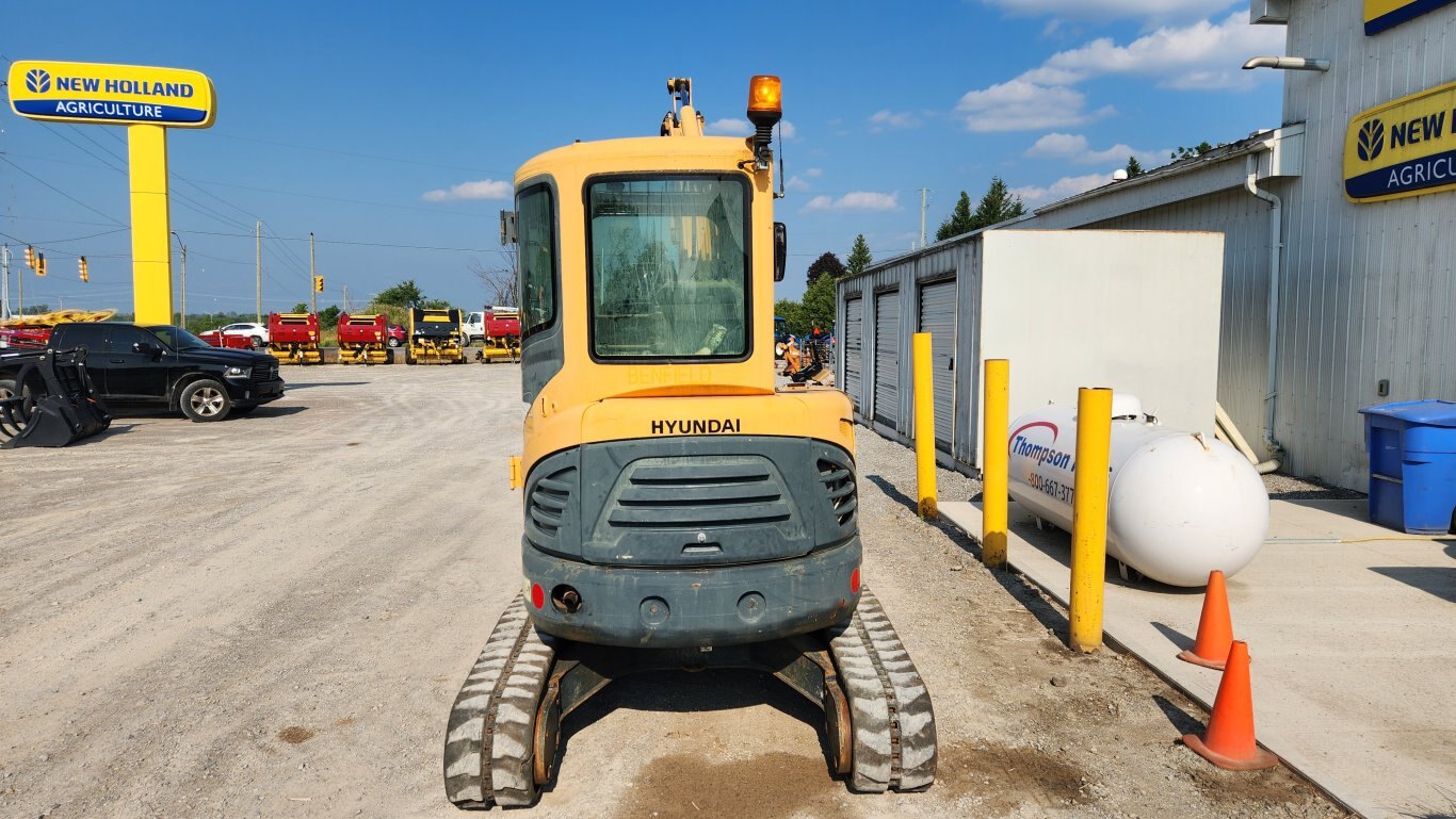 2013 Hyundai R35Z 9 compact excavator