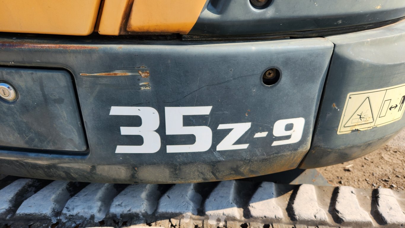 2013 Hyundai R35Z 9 compact excavator