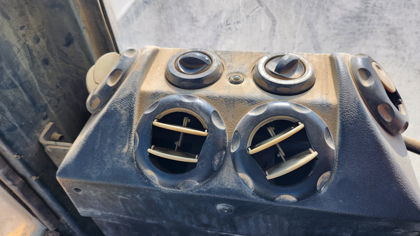 2013 Hyundai R35Z 9 compact excavator