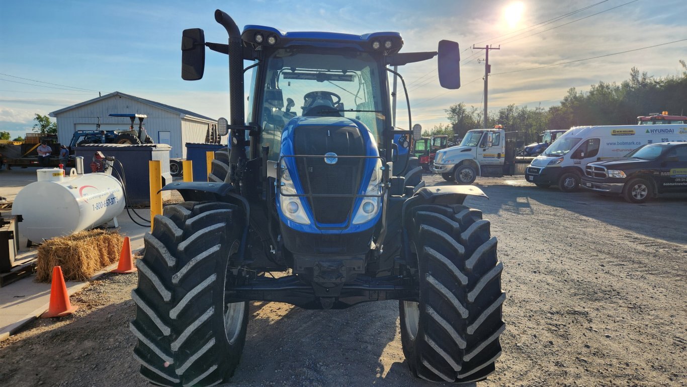 DEMO 2022 New Holland T6.175