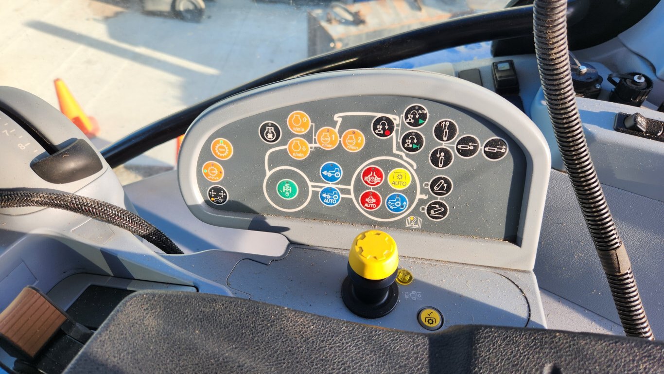 DEMO 2022 New Holland T6.175