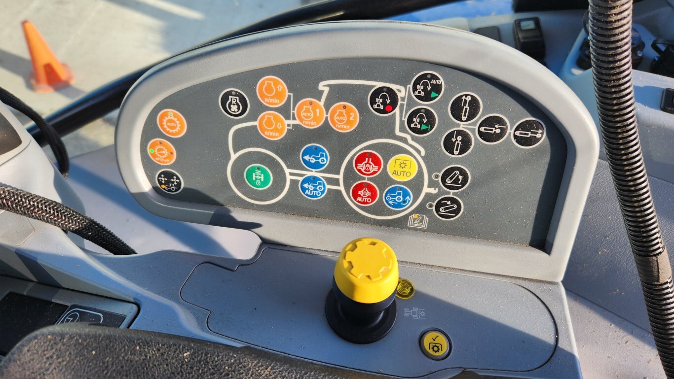 DEMO 2022 New Holland T6.175