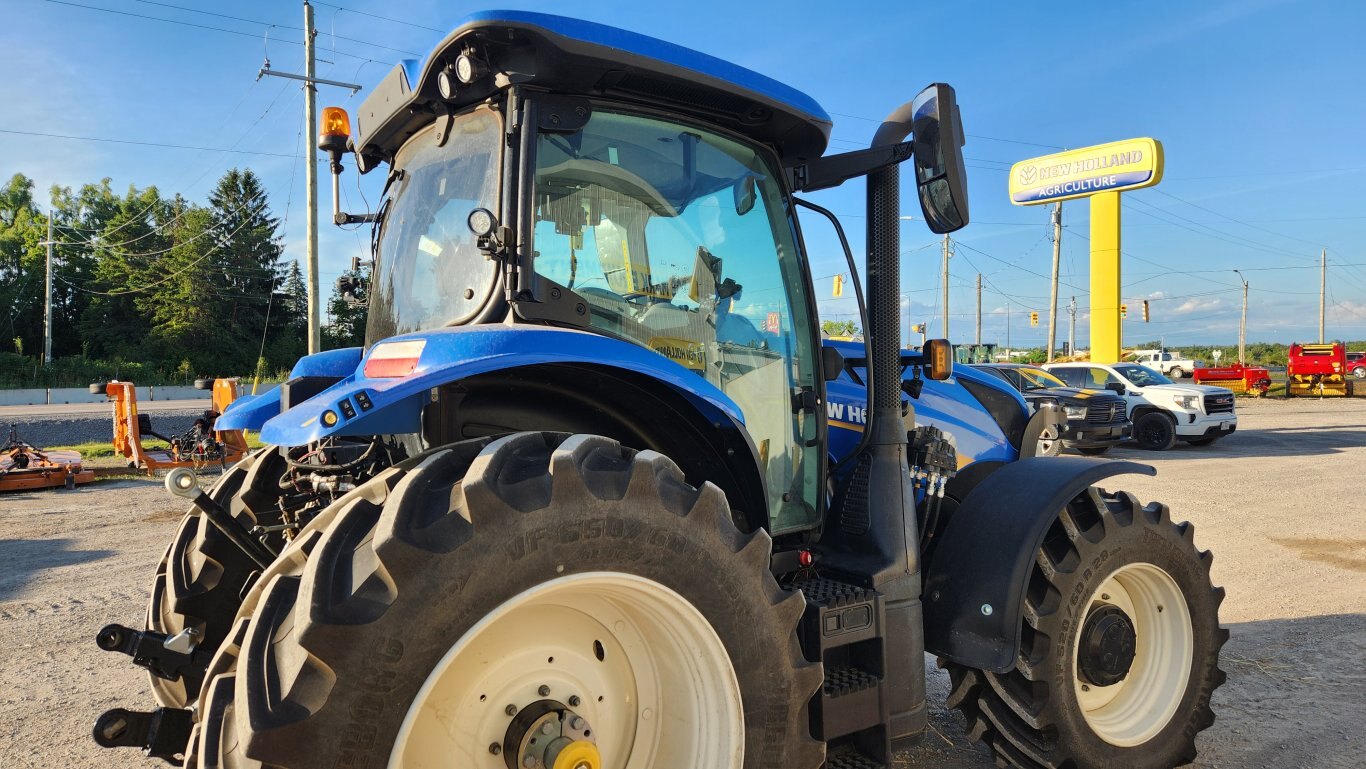 DEMO 2022 New Holland T6.175
