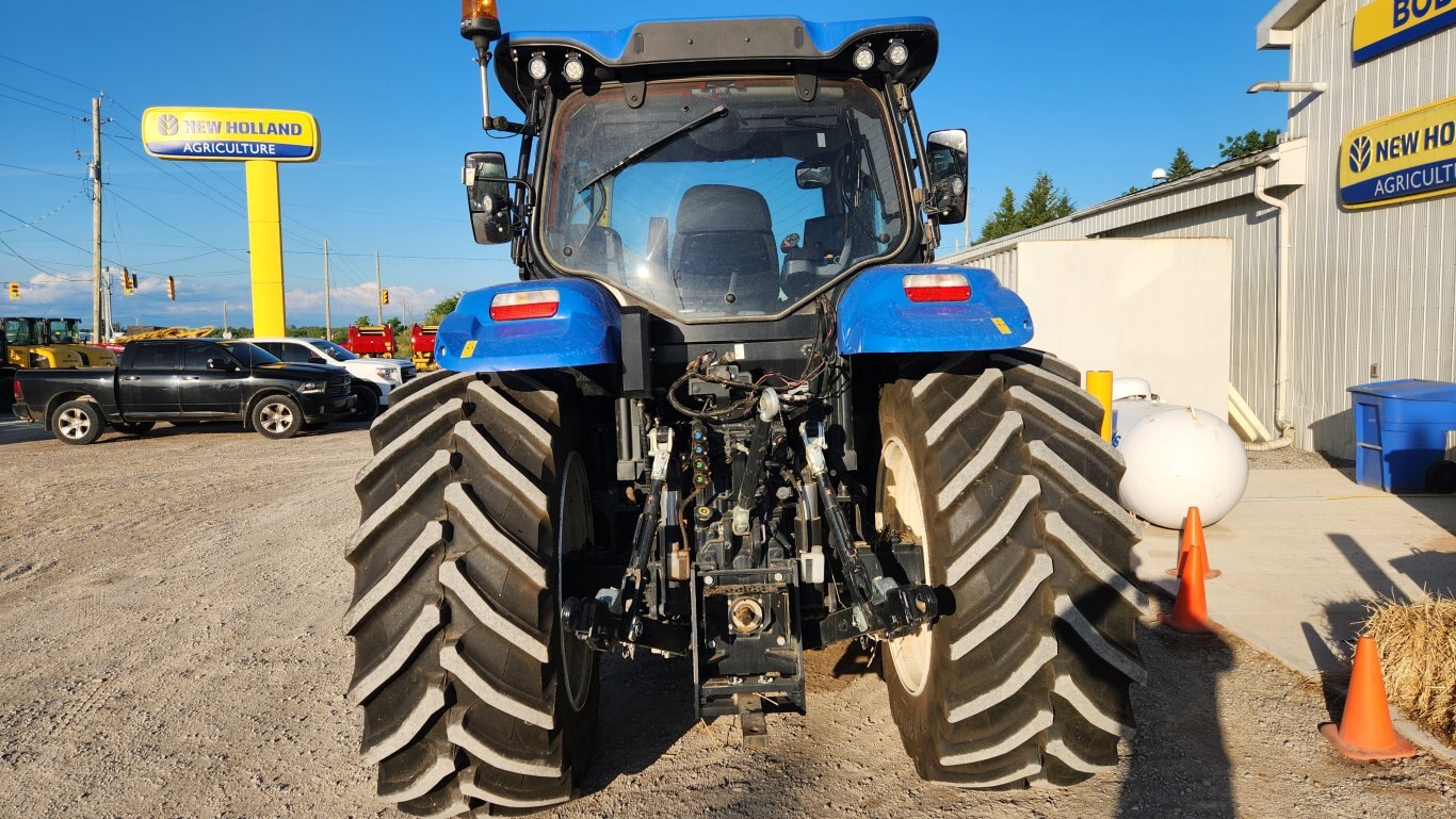 DEMO 2022 New Holland T6.175