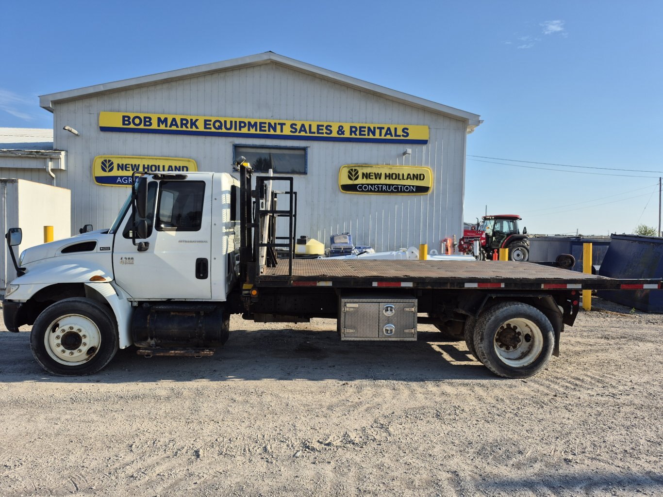 2004 International 4300 Kargo King Hooklift truck