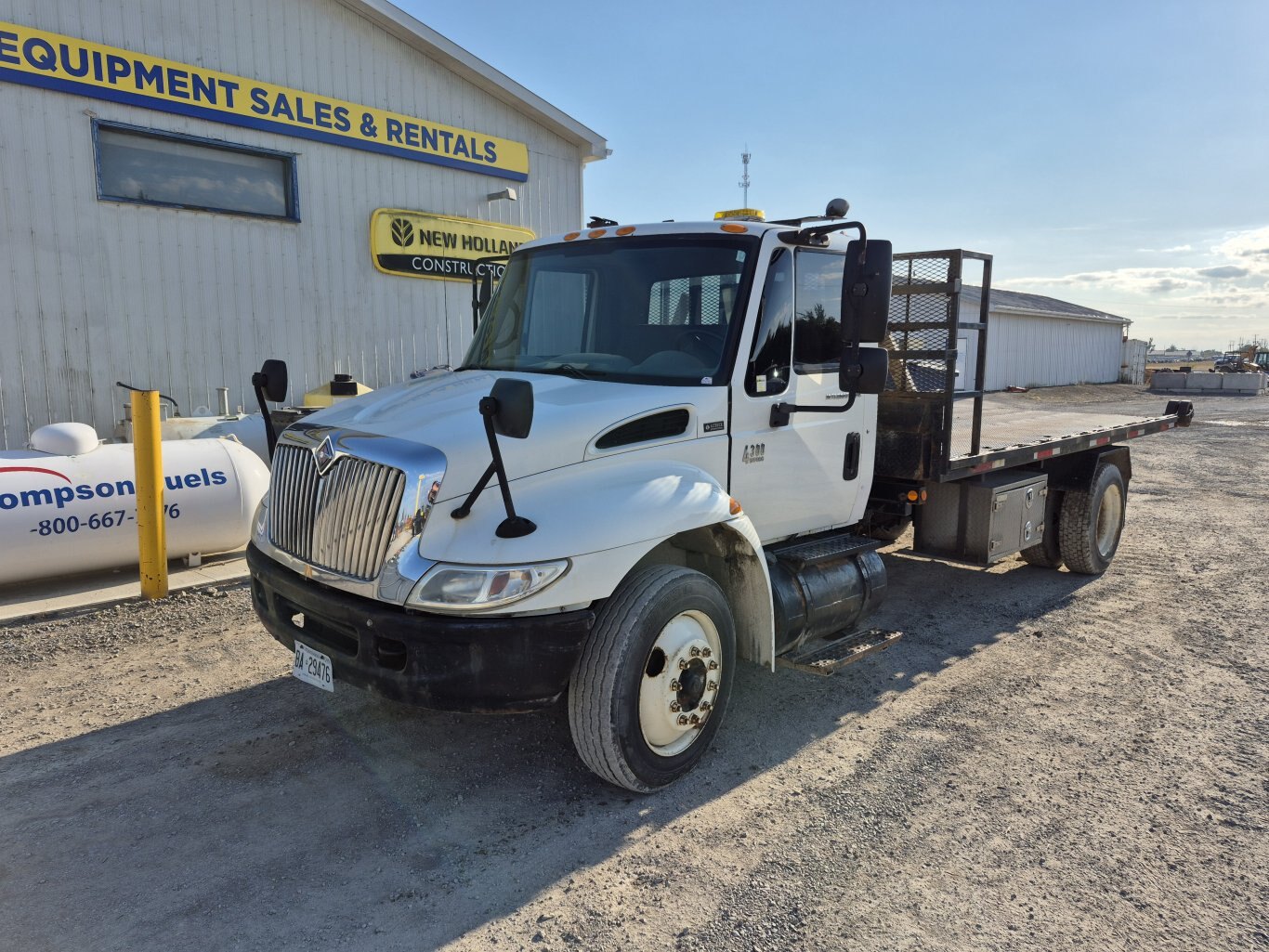 2004 International 4300 Kargo King Hooklift truck