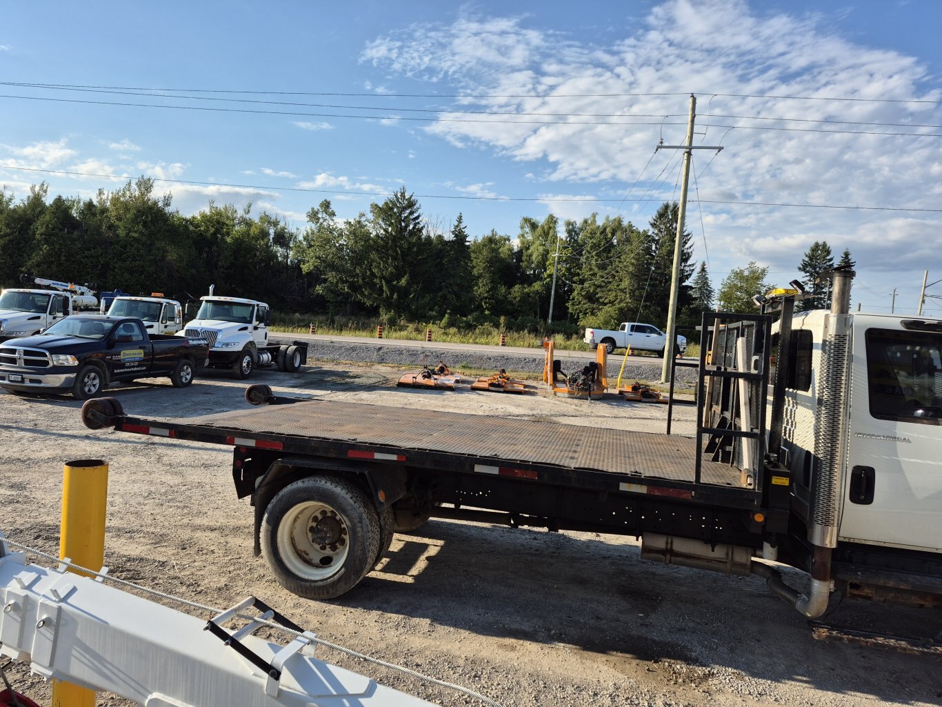 2004 International 4300 Kargo King Hooklift truck