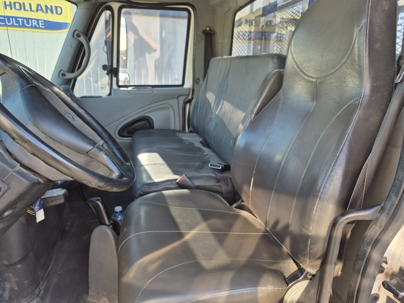 2004 International 4300 Kargo King Hooklift truck