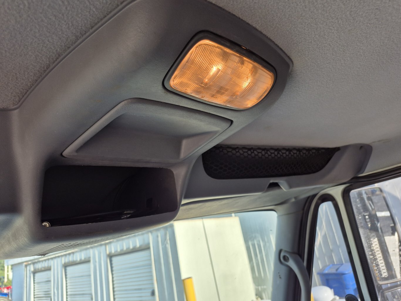 2004 International 4300 Kargo King Hooklift truck