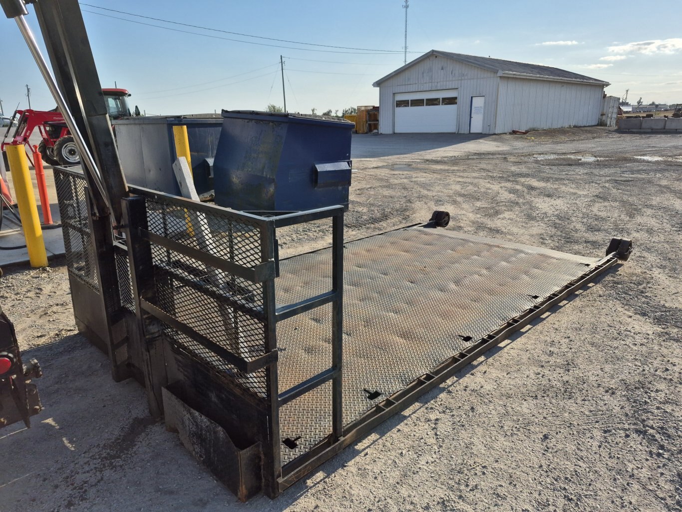 2004 International 4300 Kargo King Hooklift truck