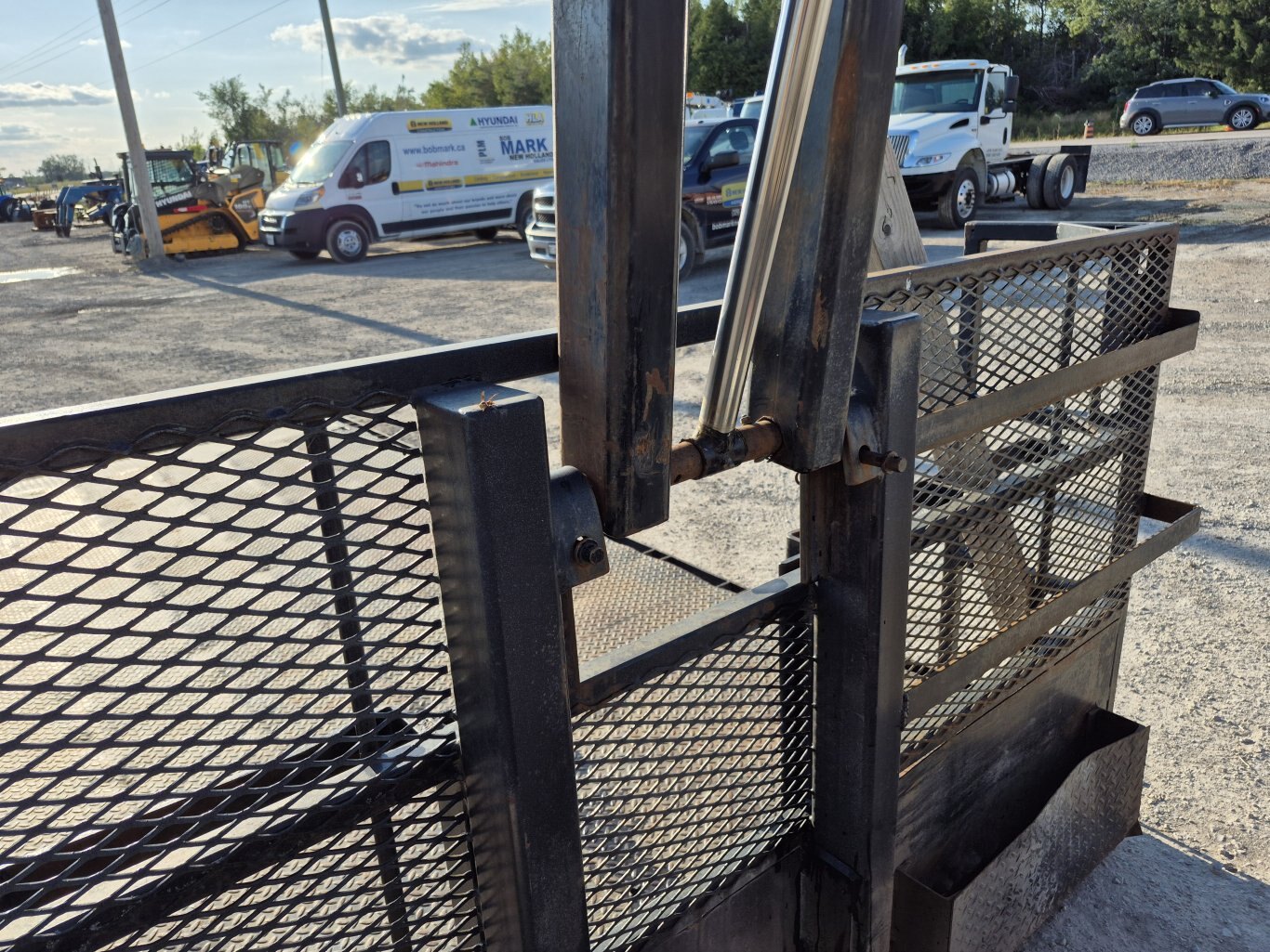 2004 International 4300 Kargo King Hooklift truck