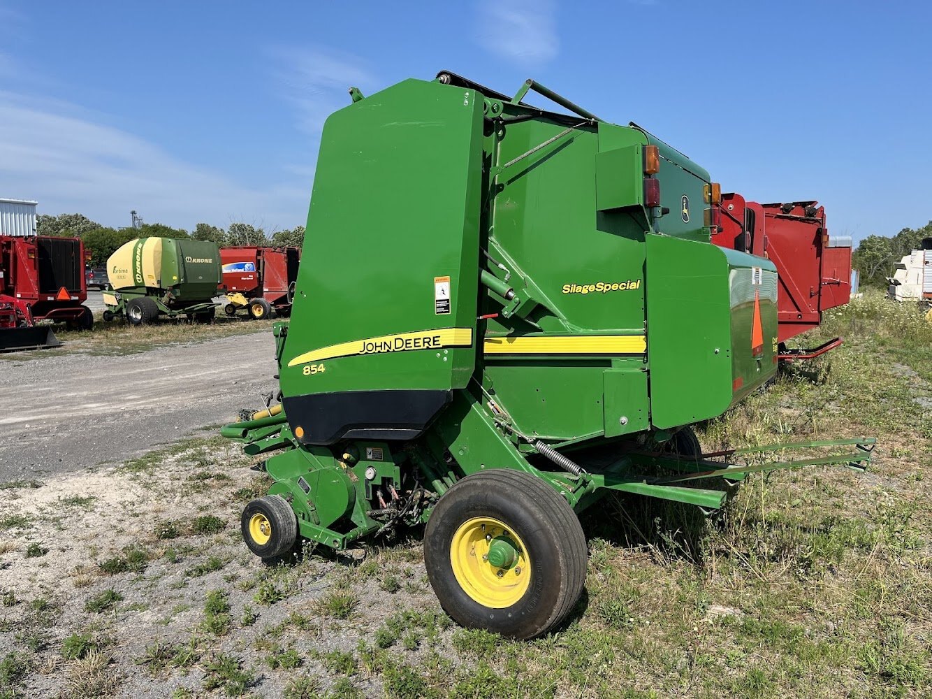 2011 John Deere 854 Silage Special Crop Cutter