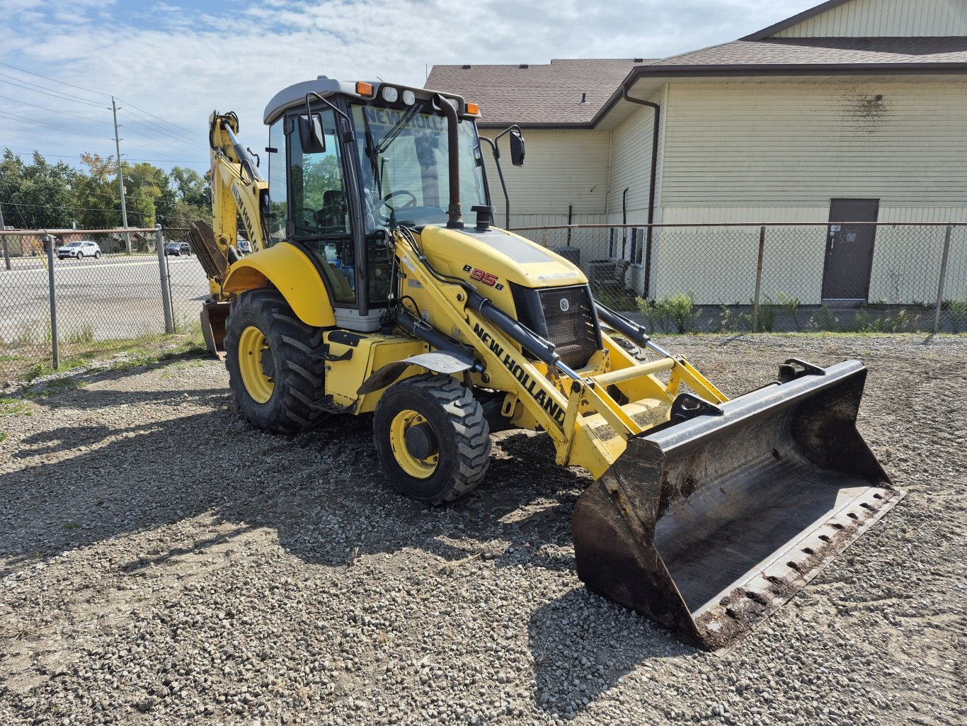 2011 New Holland B95B Backhoe