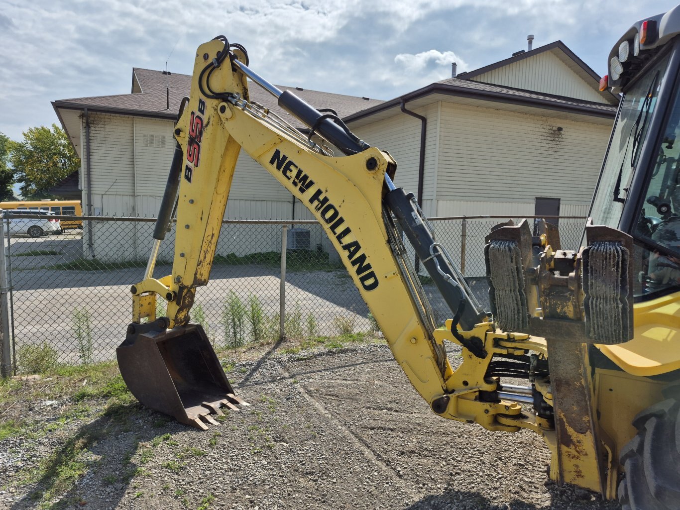 2011 New Holland B95B Backhoe