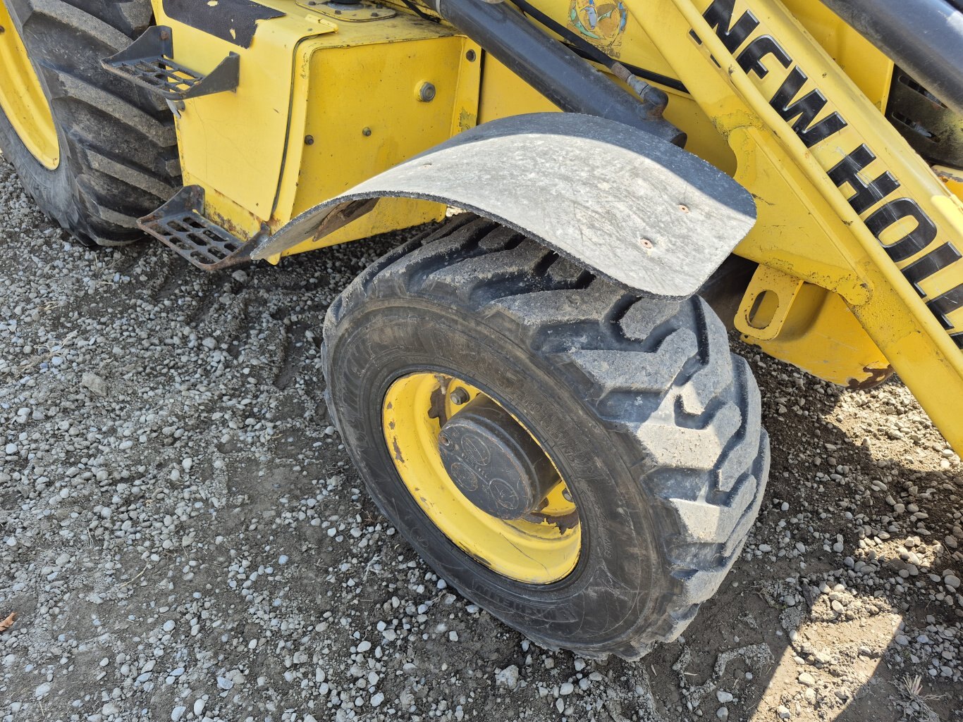 2011 New Holland B95B Backhoe