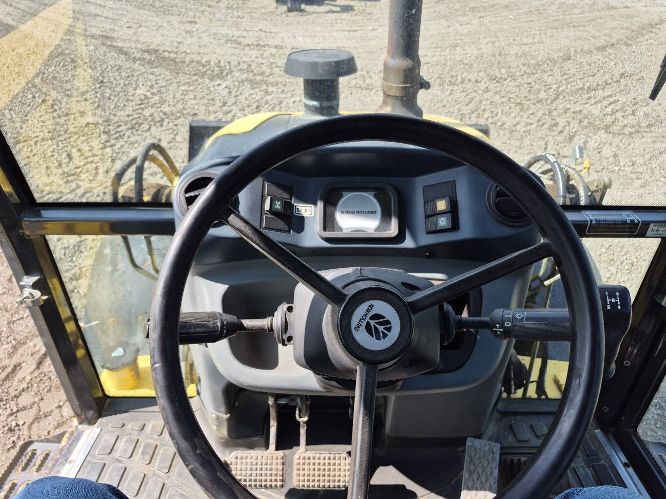 2011 New Holland B95B Backhoe