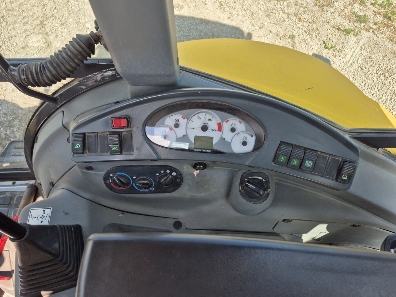 2011 New Holland B95B Backhoe