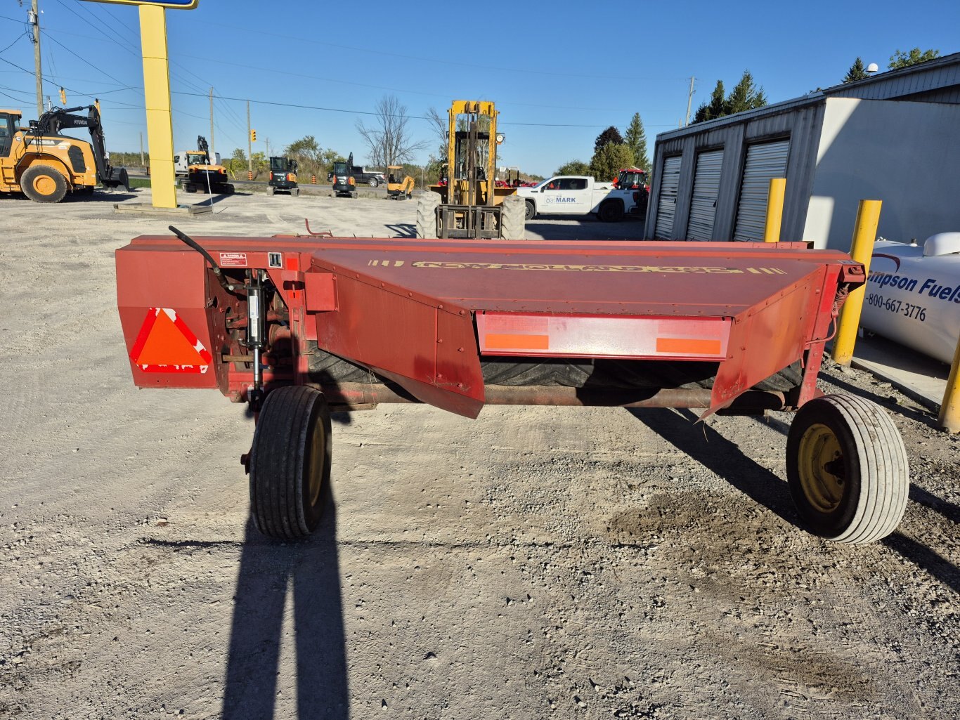 1990 New Holland 492 haybine