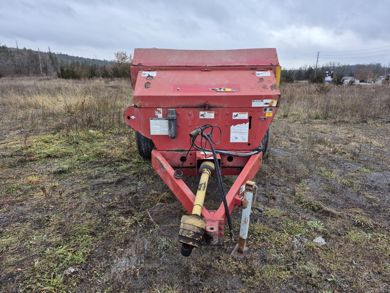2016 Meyer V Max 3245 vertical beater manure spreader