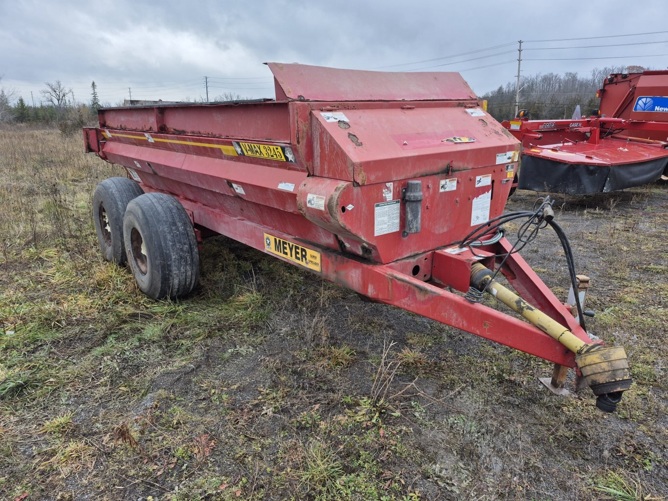 2016 Meyer V Max 3245 vertical beater manure spreader